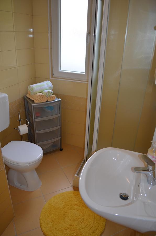 Apartments Mihalic I Baska  Luaran gambar