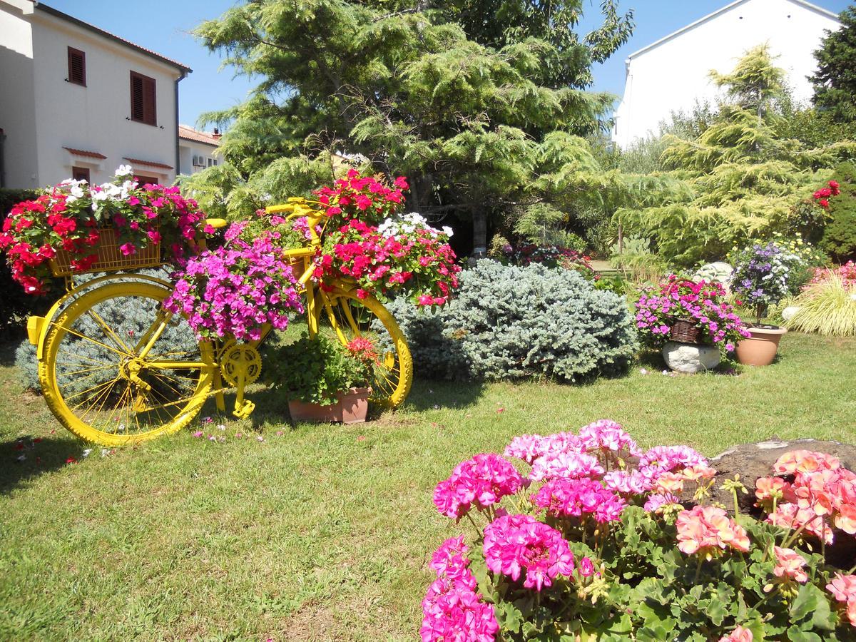 Apartments Mihalic I Baska  Luaran gambar