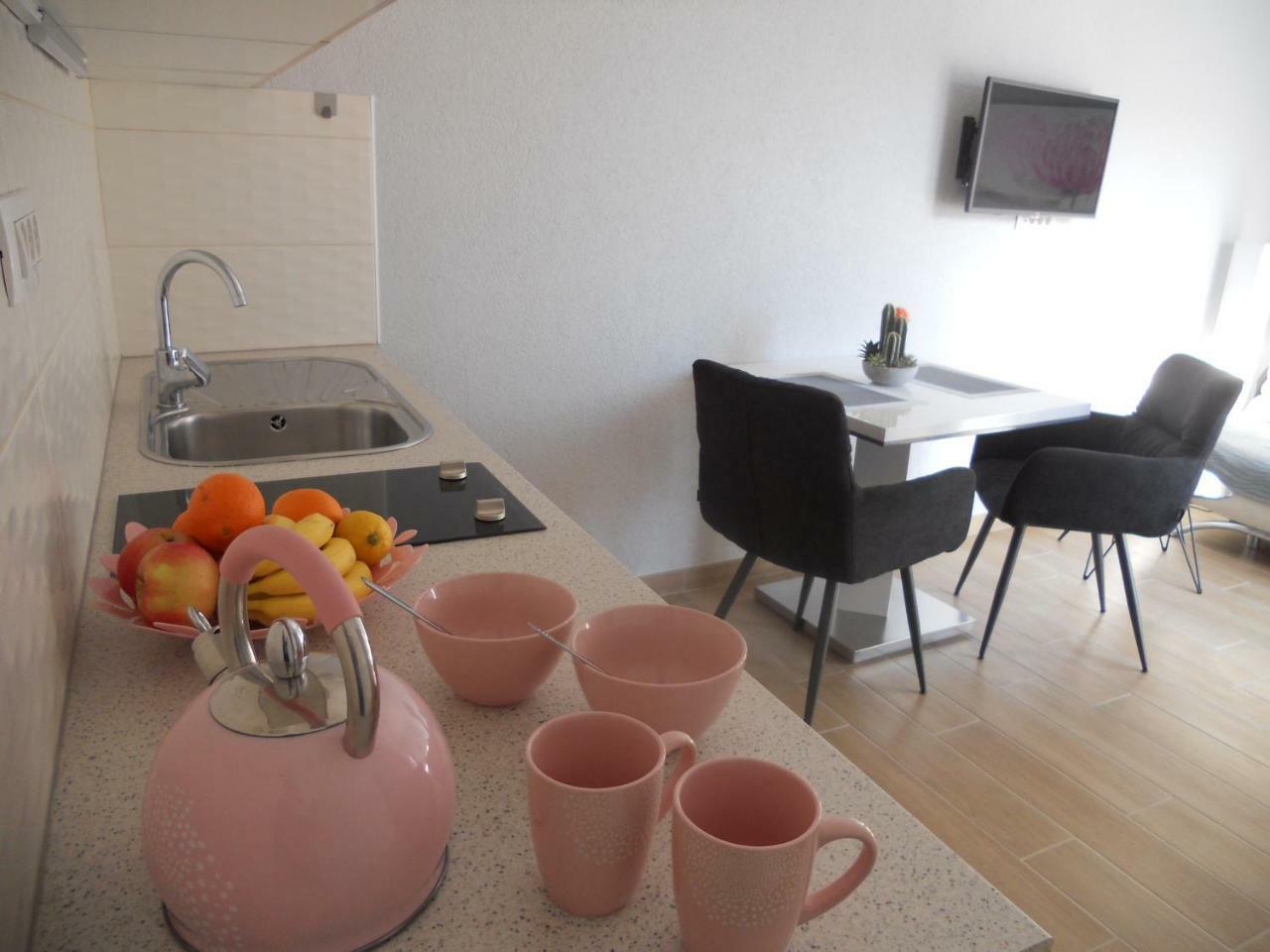 Apartments Mihalic I Baska  Luaran gambar